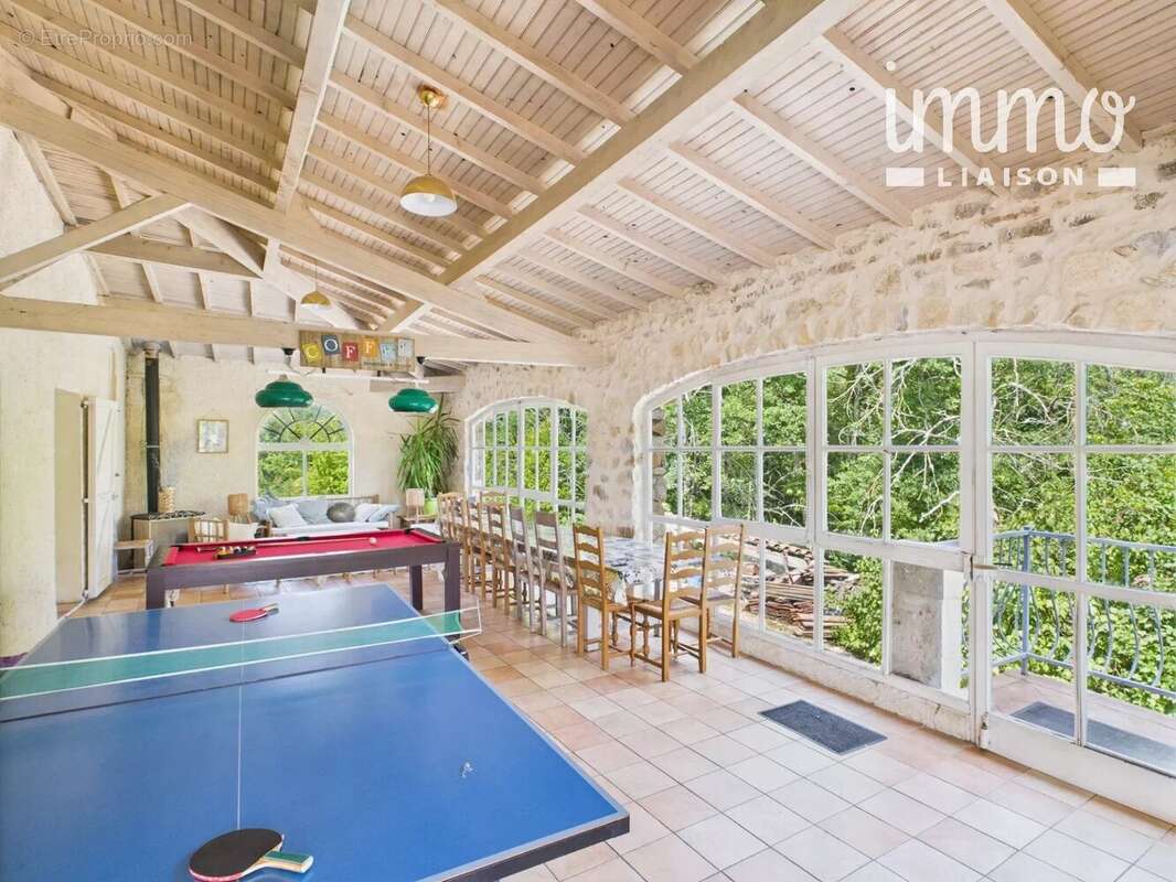 Maison à MOLIERES-SUR-CEZE