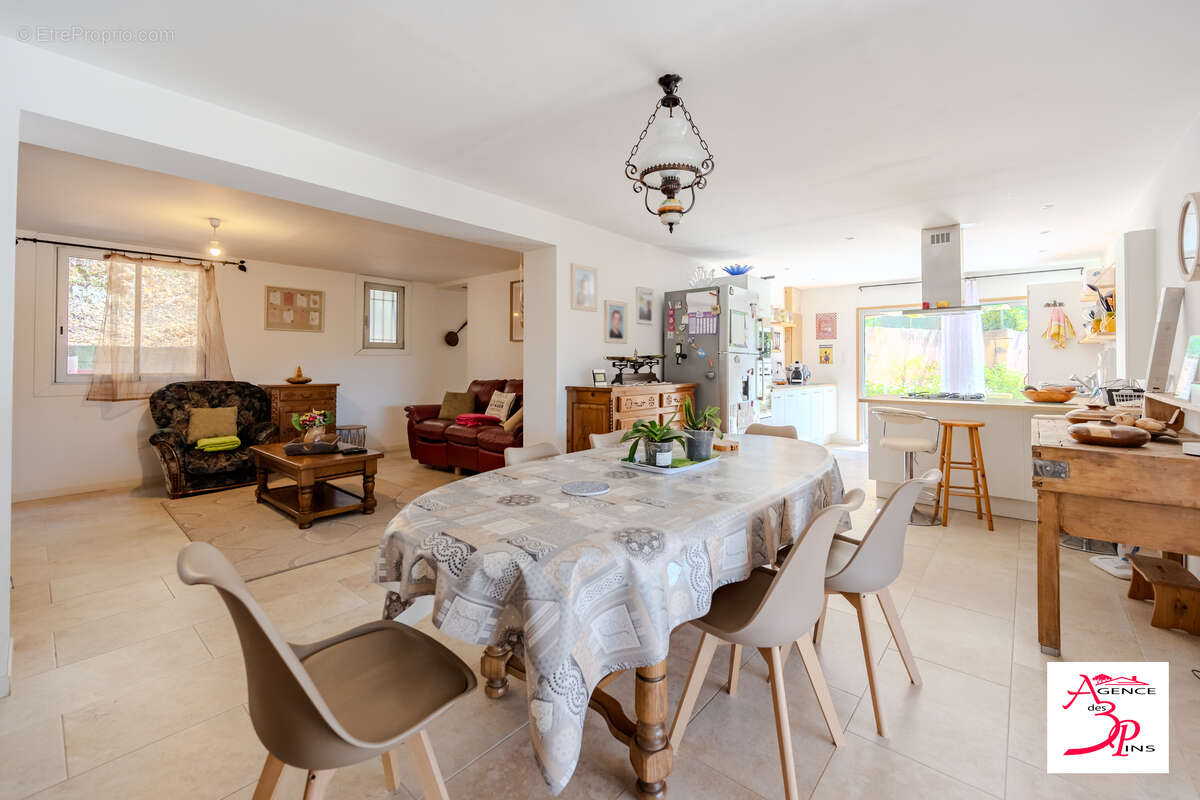 Maison à PIERREFEU-DU-VAR