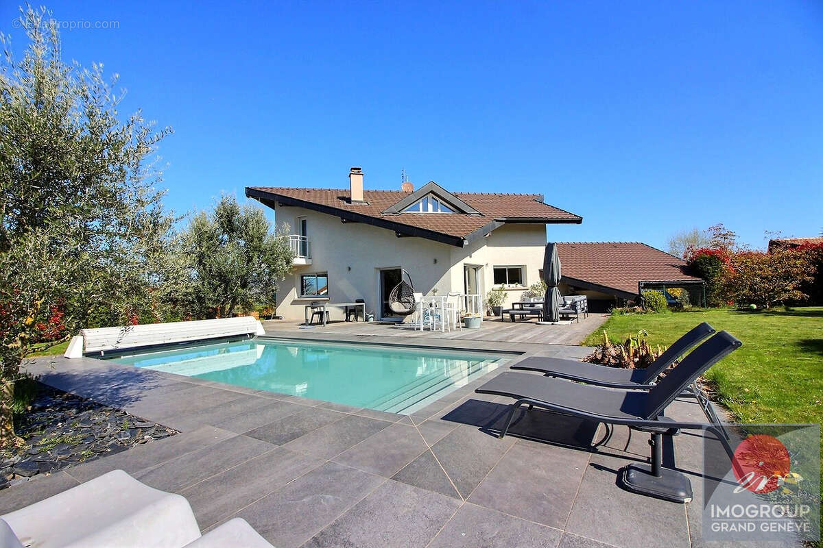 Maison à ANTHY-SUR-LEMAN