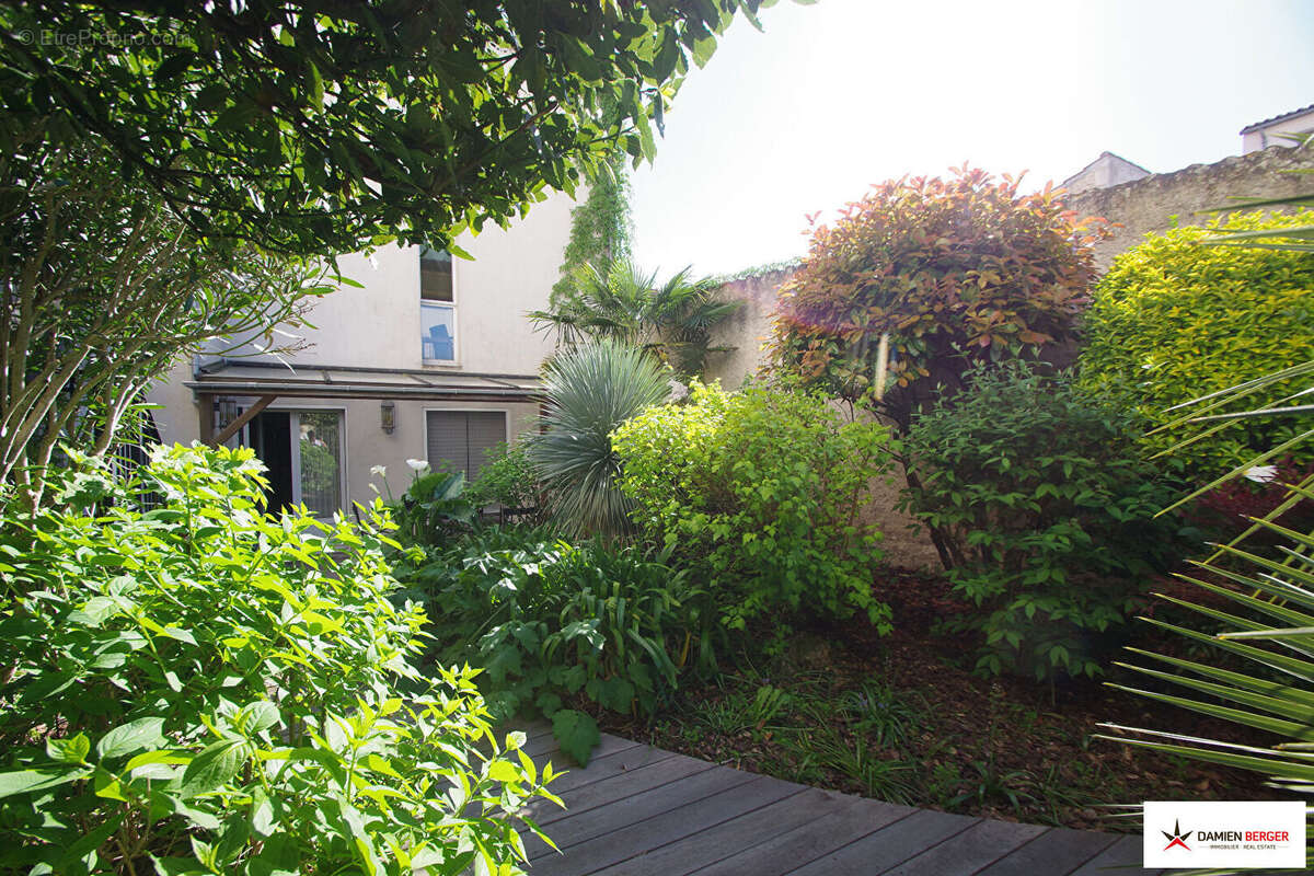 Maison à LA ROCHELLE