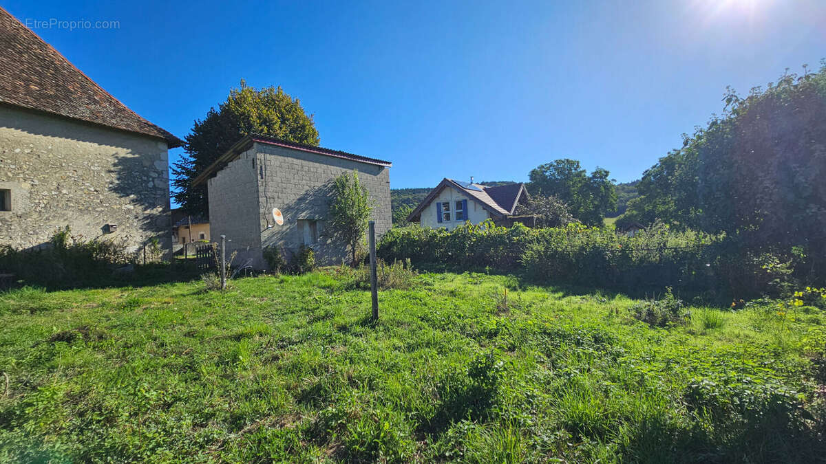 Maison à SAINT-GENIX-SUR-GUIERS