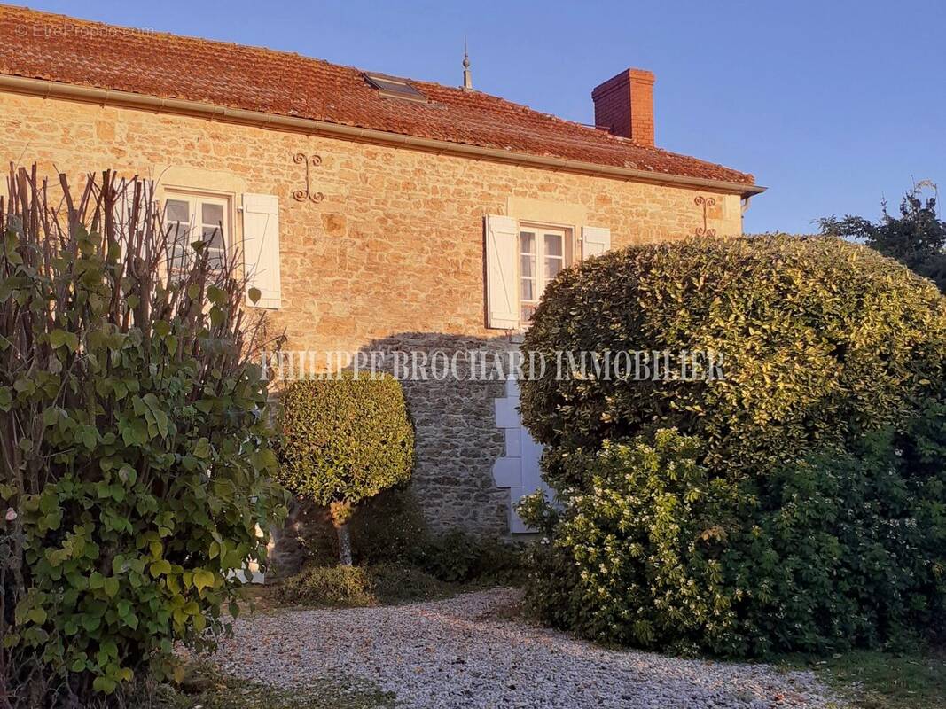 Maison à SAINTE-HERMINE