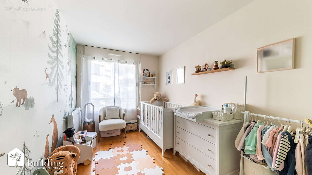 Appartement à LEVALLOIS-PERRET