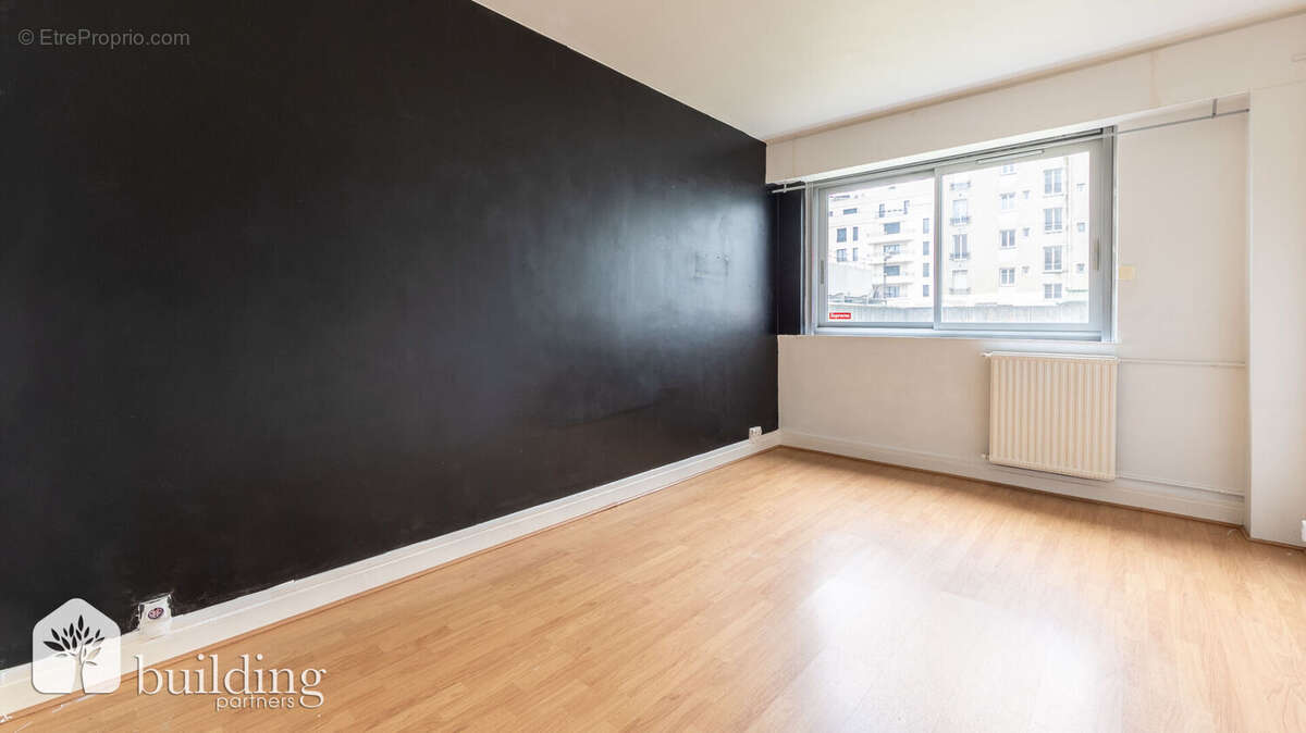 Appartement à LEVALLOIS-PERRET