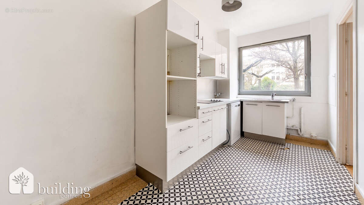 Appartement à LEVALLOIS-PERRET