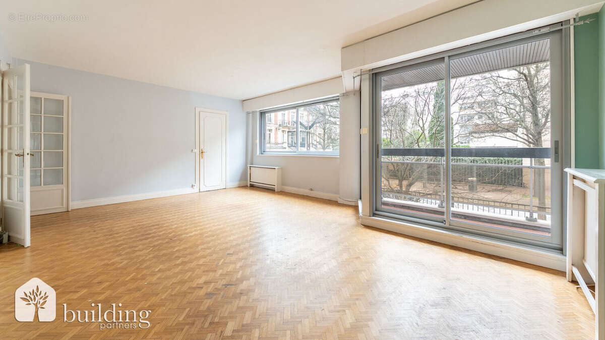 Appartement à LEVALLOIS-PERRET