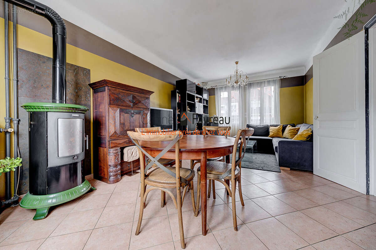 Maison à L&#039;HAY-LES-ROSES