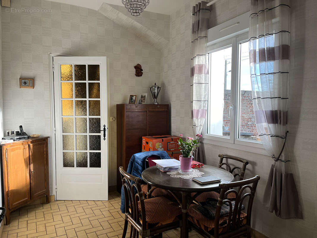 Maison à SAINT-QUENTIN