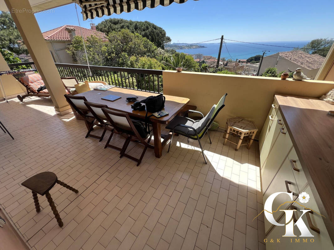 Appartement à SIX-FOURS-LES-PLAGES