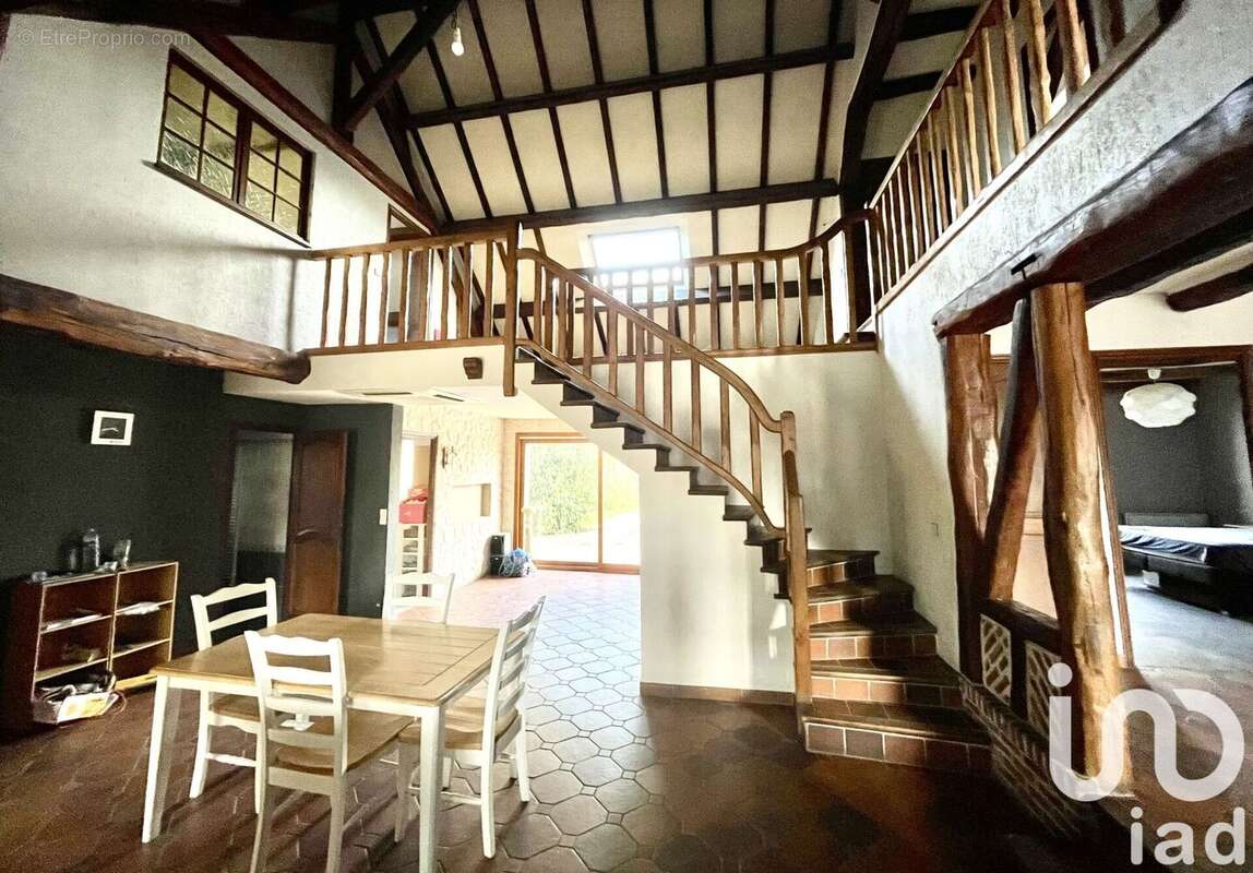 Photo 7 - Maison à SAINT-GERMAIN-LES-ARPAJON