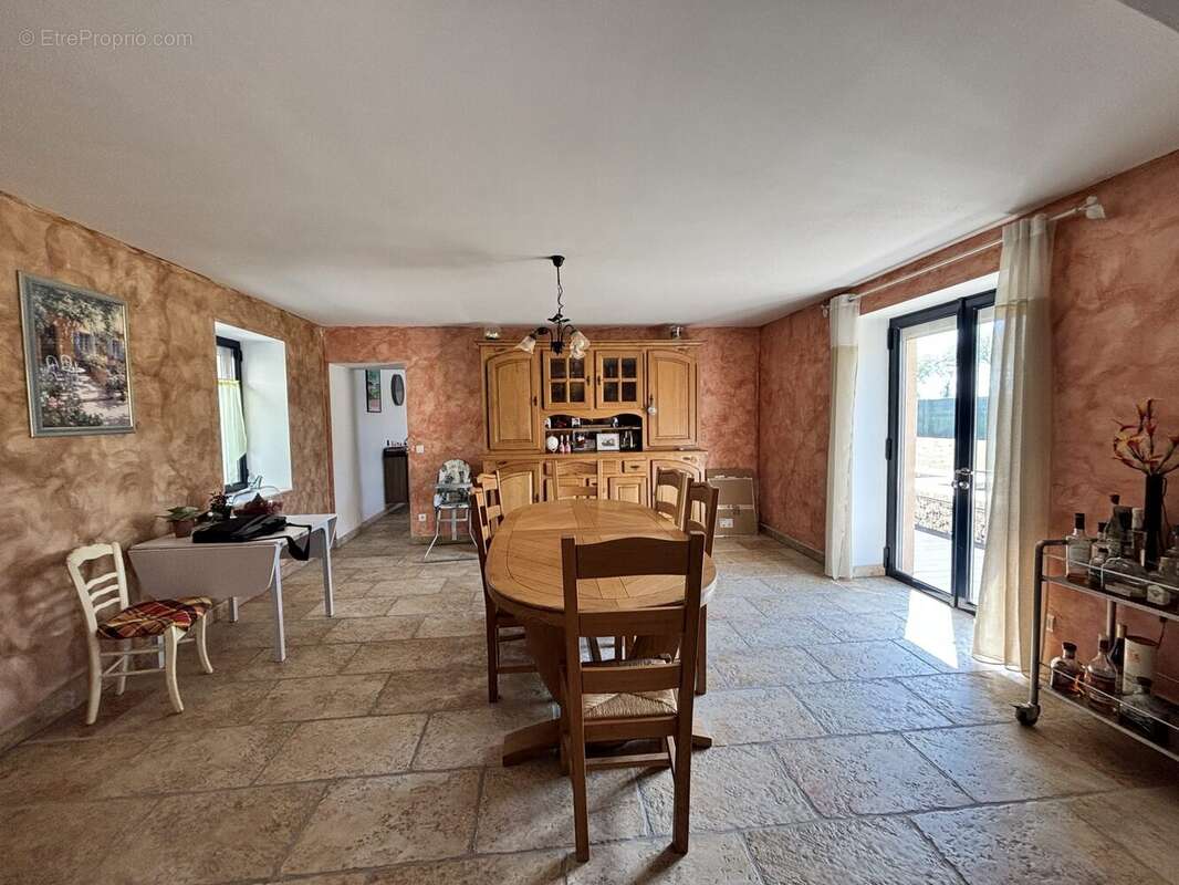 Maison à SAINT-TRIVIER-SUR-MOIGNANS