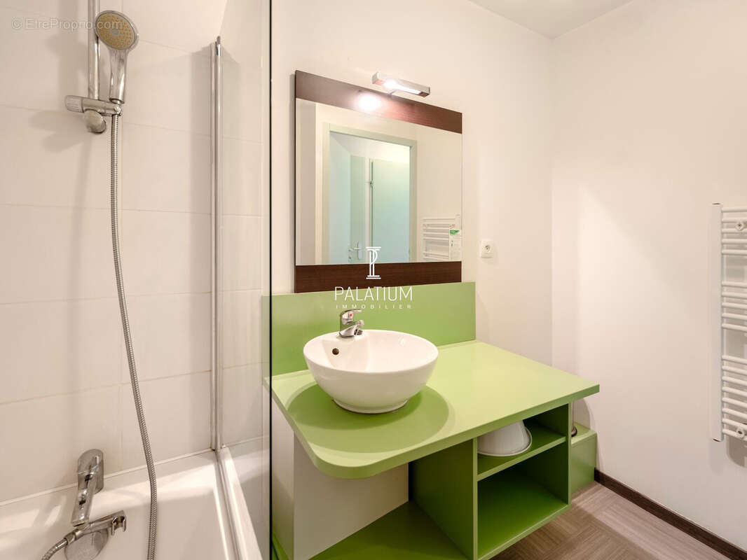 Appartement à GREOUX-LES-BAINS