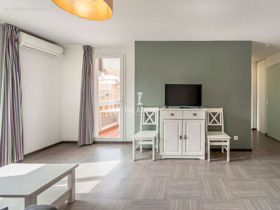 Appartement à GREOUX-LES-BAINS