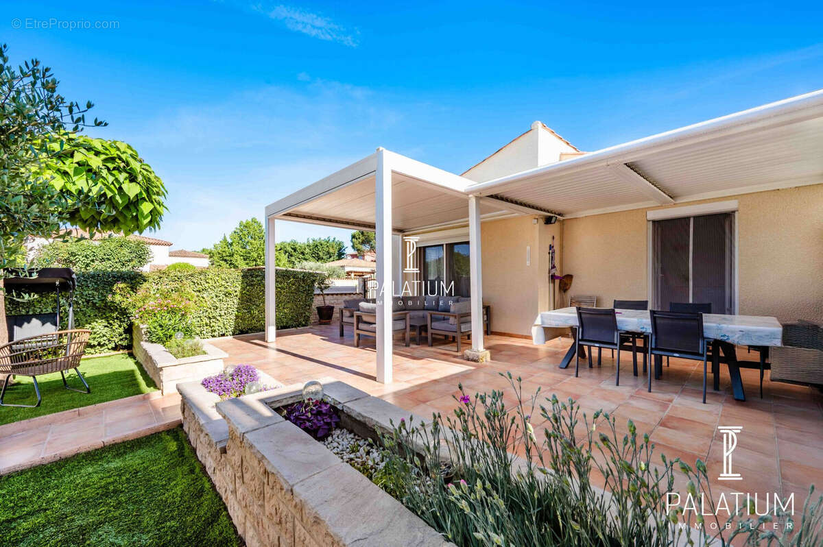 Maison à VINON-SUR-VERDON