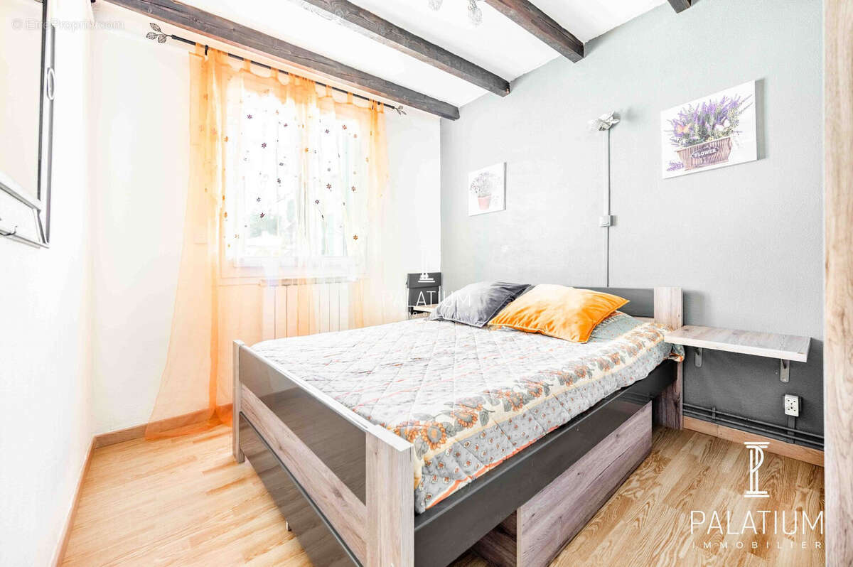 Maison à VINON-SUR-VERDON