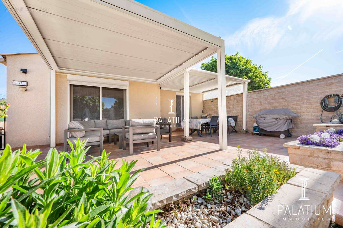 Maison à VINON-SUR-VERDON