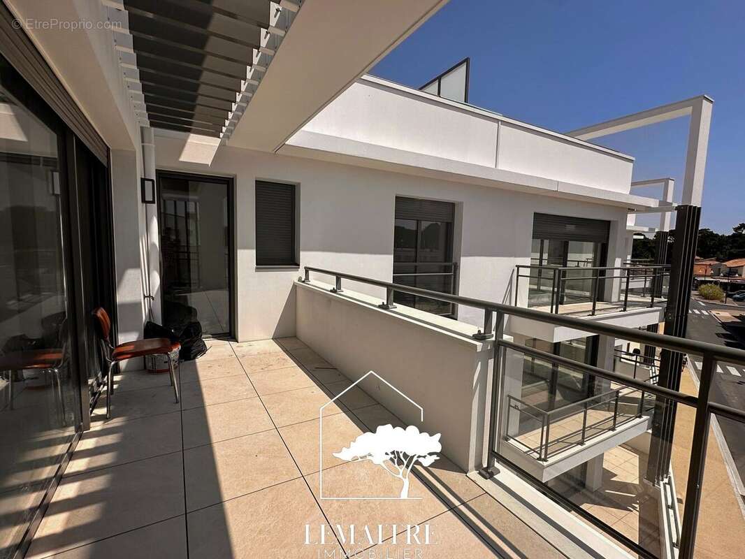 Appartement à LES MATHES