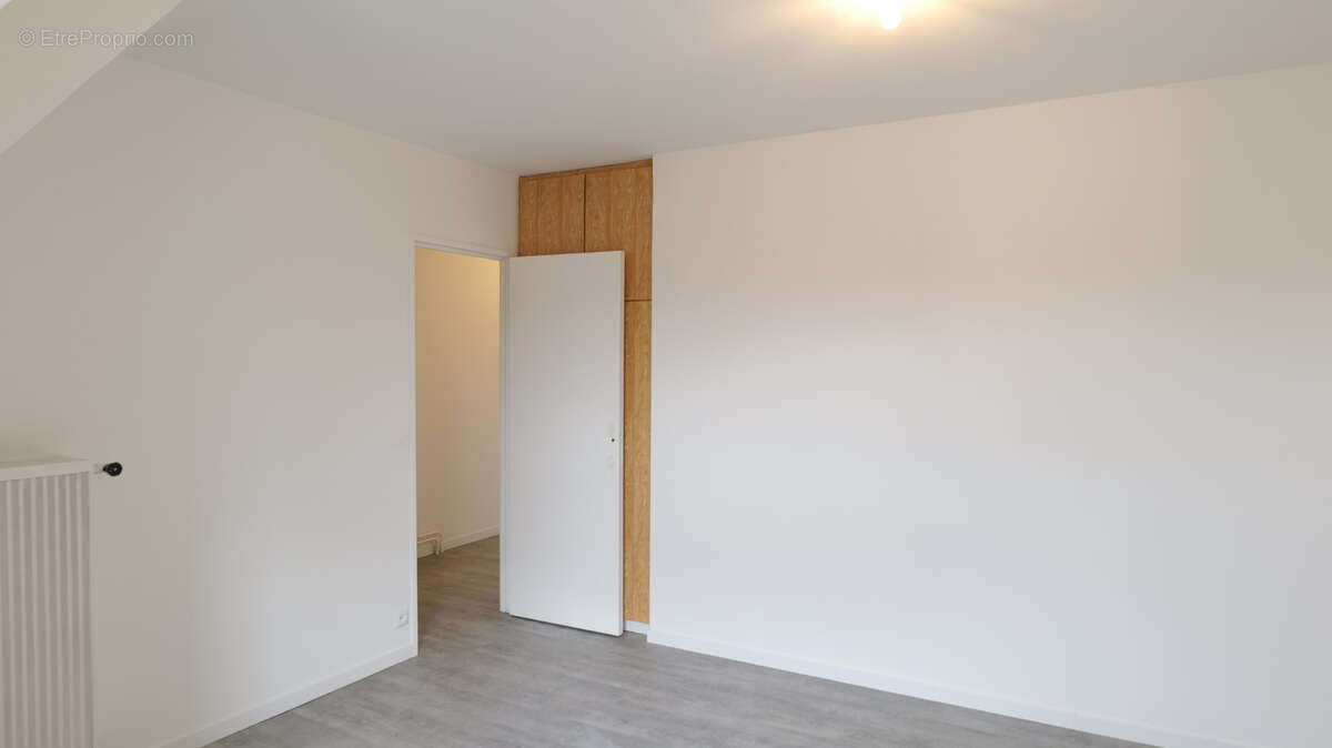 Appartement à CORMELLES-LE-ROYAL