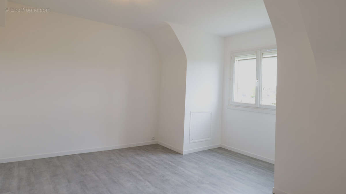 Appartement à CORMELLES-LE-ROYAL