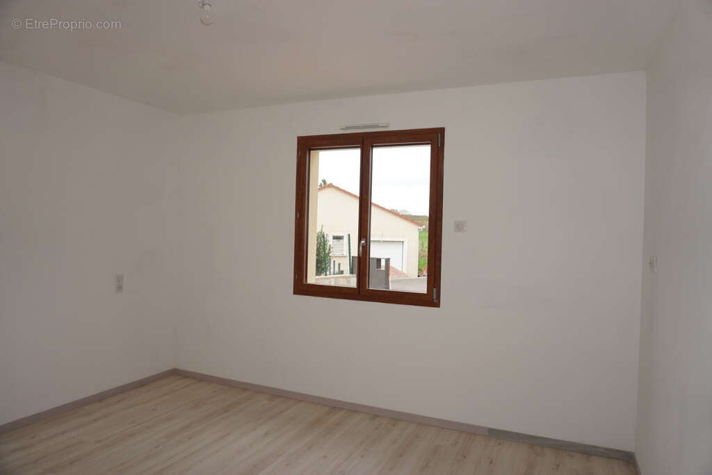 Maison à PARAY-LE-MONIAL