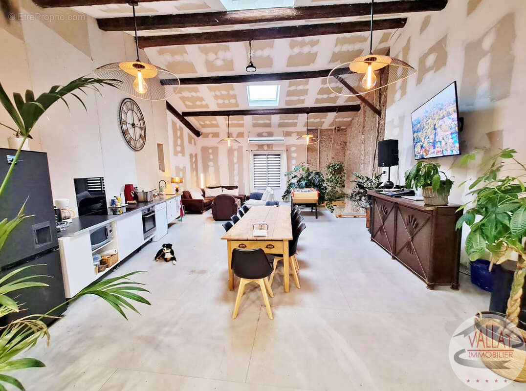 Maison à SAINT-THIBERY