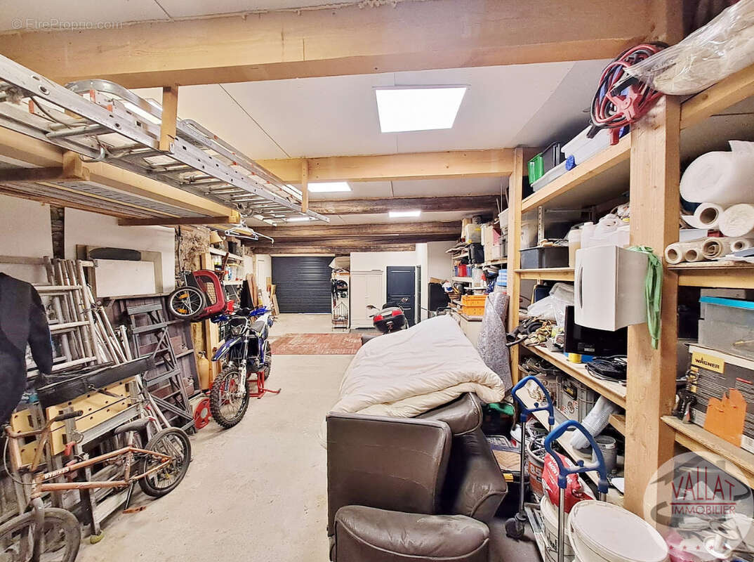 Maison à SAINT-THIBERY