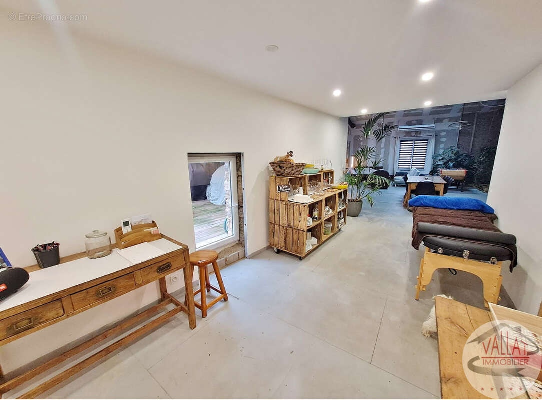 Maison à SAINT-THIBERY