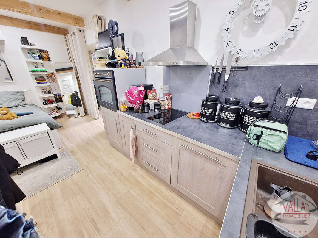 Maison à SAINT-THIBERY