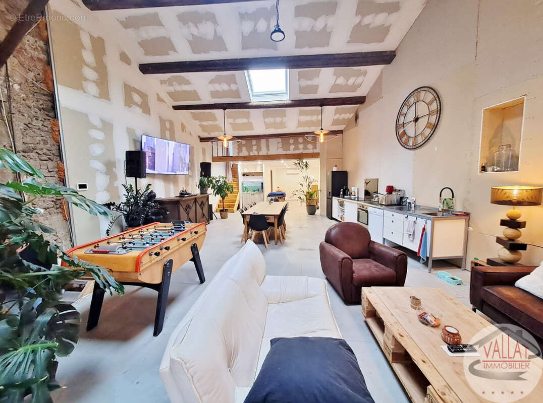 Maison à SAINT-THIBERY