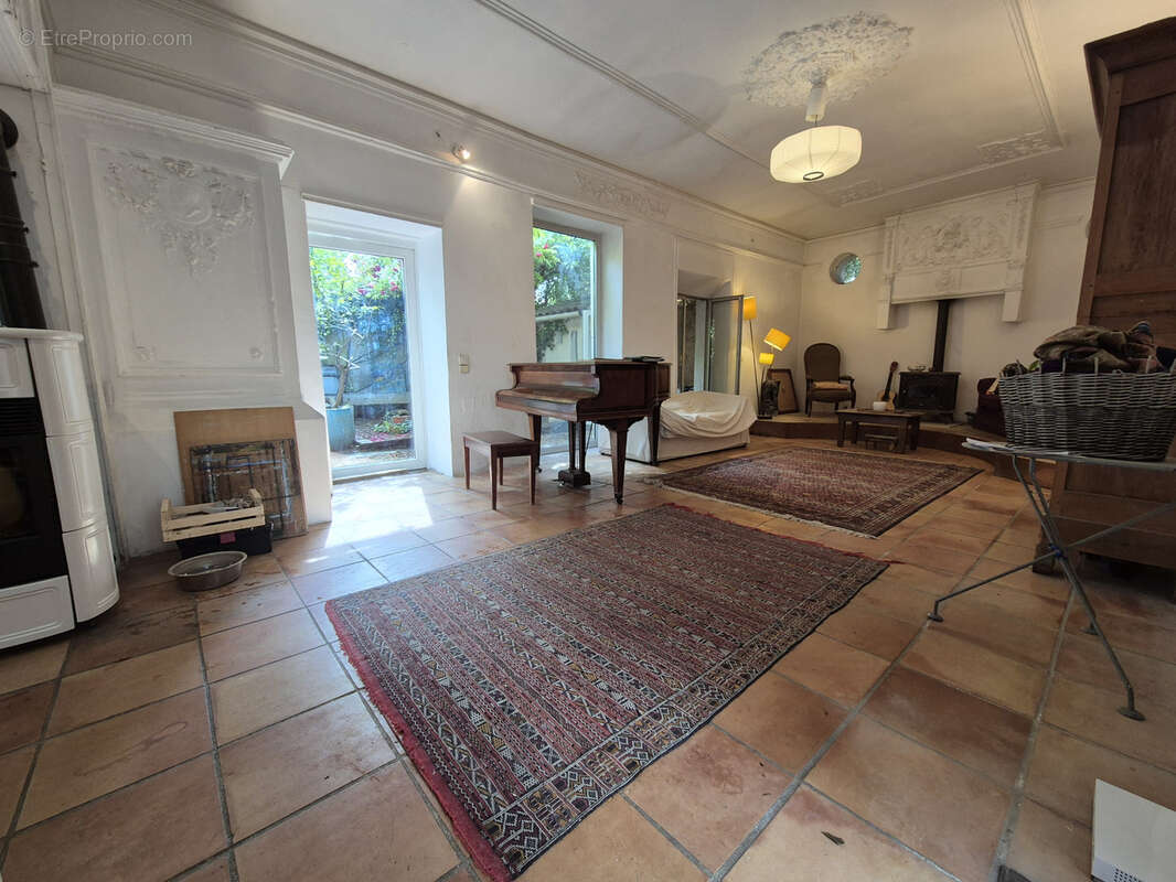 Appartement à NIMES