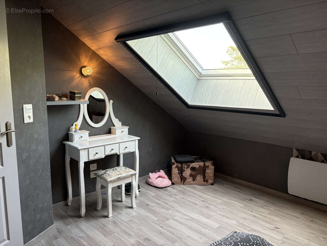 Maison à VERCEL-VILLEDIEU-LE-CAMP