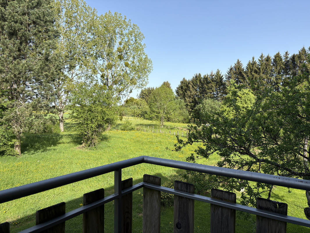 Maison à VERCEL-VILLEDIEU-LE-CAMP