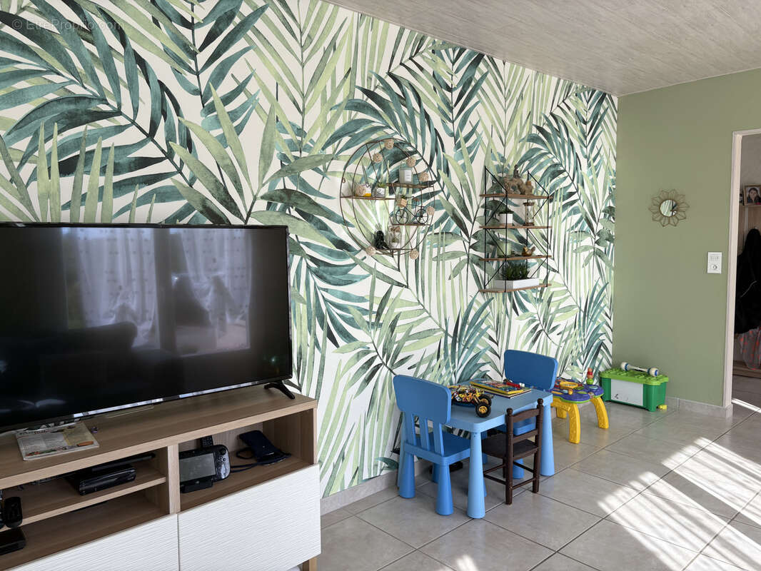 Maison à VERCEL-VILLEDIEU-LE-CAMP