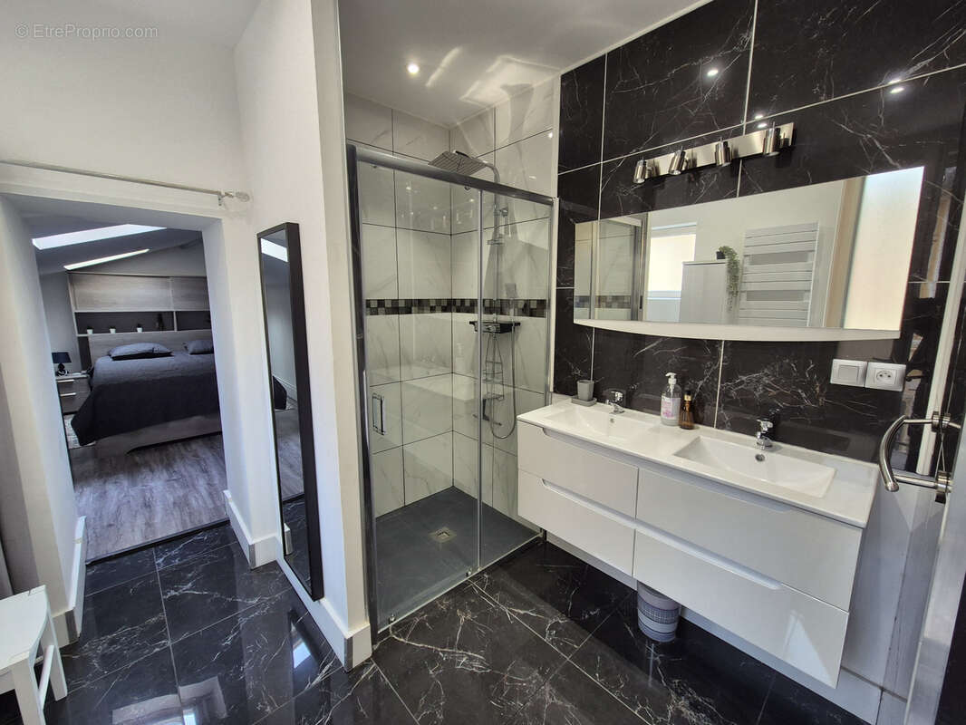 Appartement à VICHY