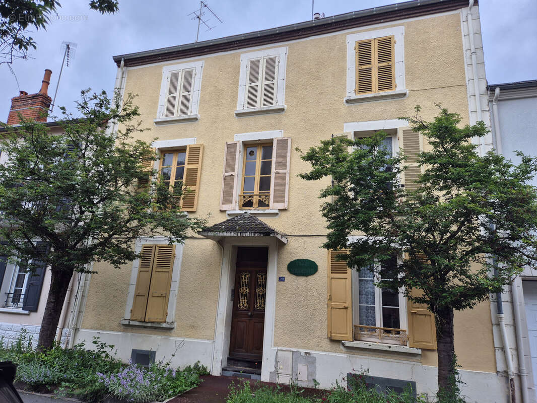 Appartement à VICHY