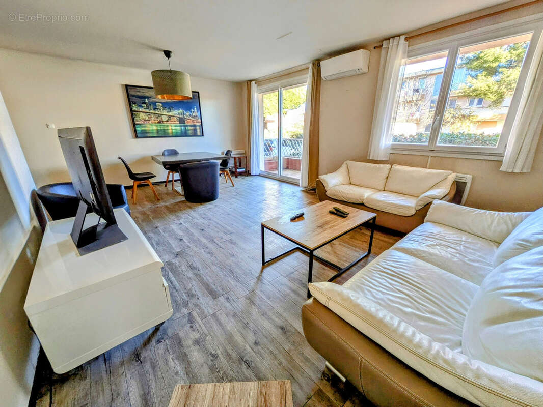 Appartement à SANARY-SUR-MER