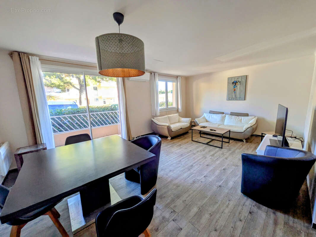 Appartement à SANARY-SUR-MER