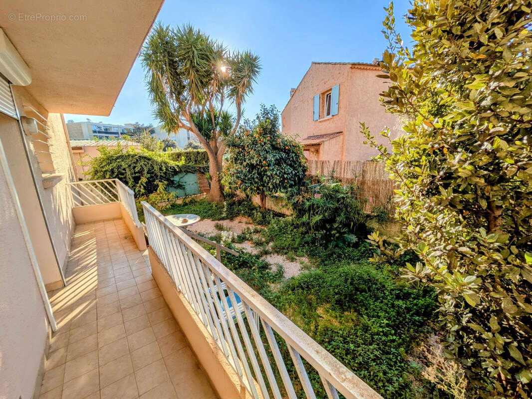 Appartement à SANARY-SUR-MER