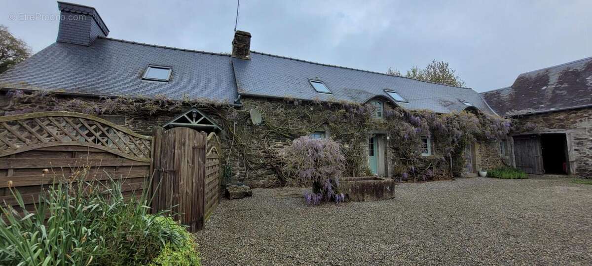 Maison à SAINT-MARTIN-DES-PRES