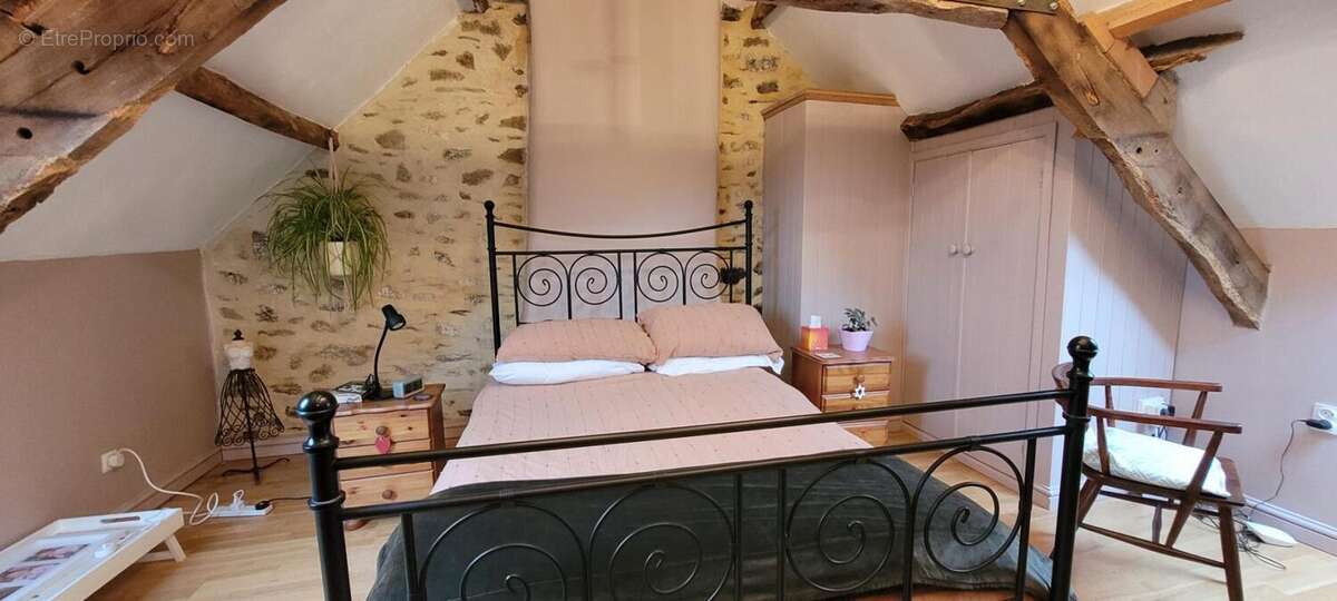 Maison à SAINT-MARTIN-DES-PRES