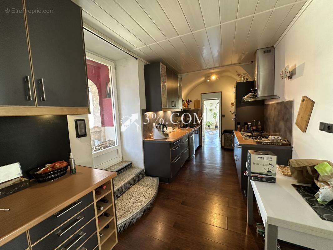 Maison à SAINT-HILAIRE-DE-BRETHMAS