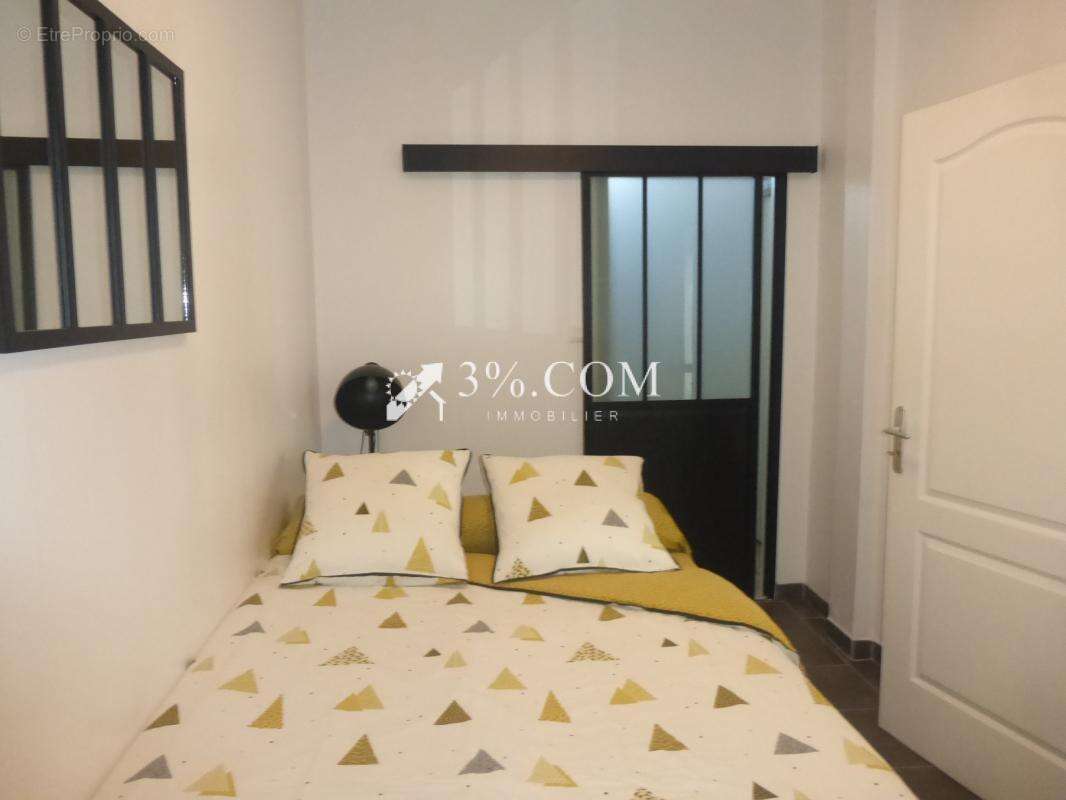 Maison à SAINT-HILAIRE-DE-BRETHMAS