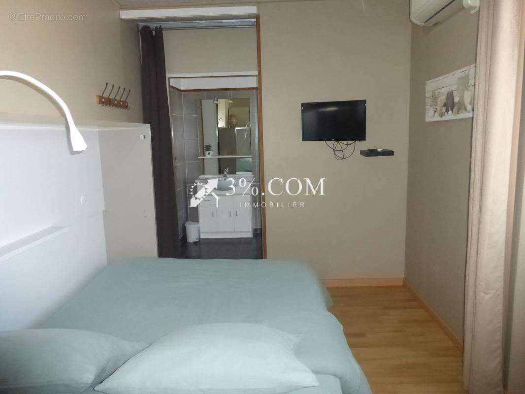 Maison à SAINT-HILAIRE-DE-BRETHMAS