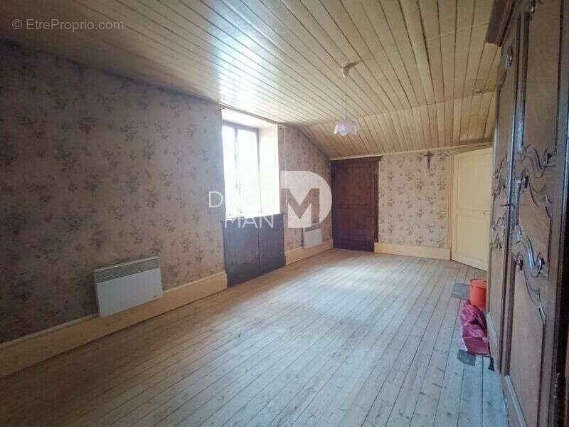 Maison à MARNAY-SUR-MARNE