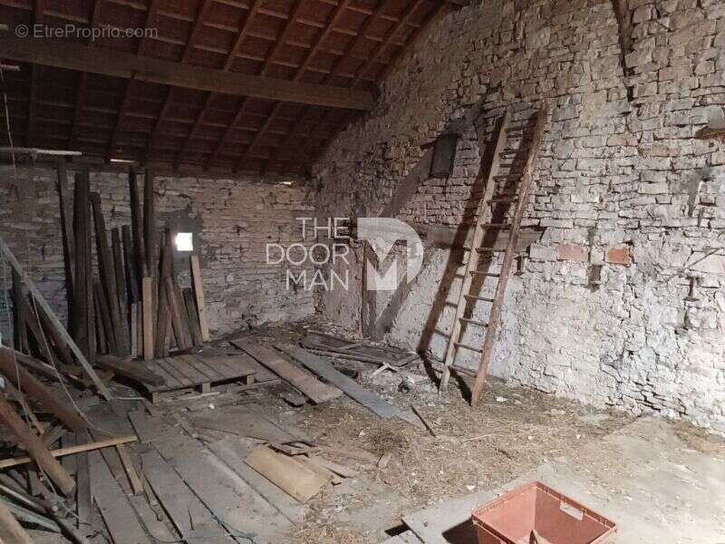 Maison à MARNAY-SUR-MARNE