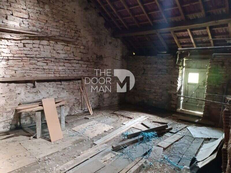 Maison à MARNAY-SUR-MARNE