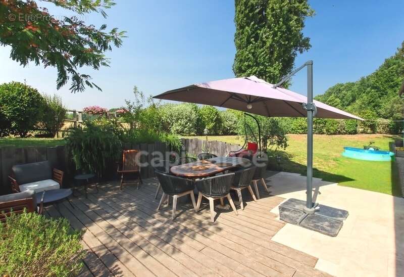 Maison à BRIIS-SOUS-FORGES