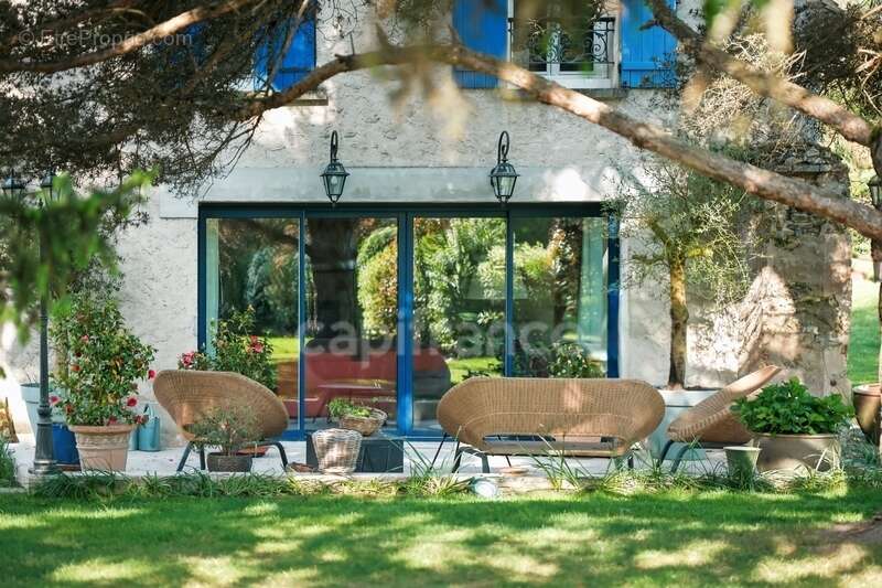 Maison à BRIIS-SOUS-FORGES