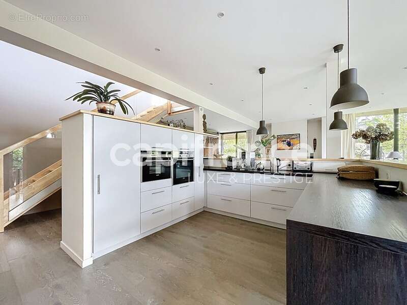 Maison à SAINT-CYR-SUR-LOIRE