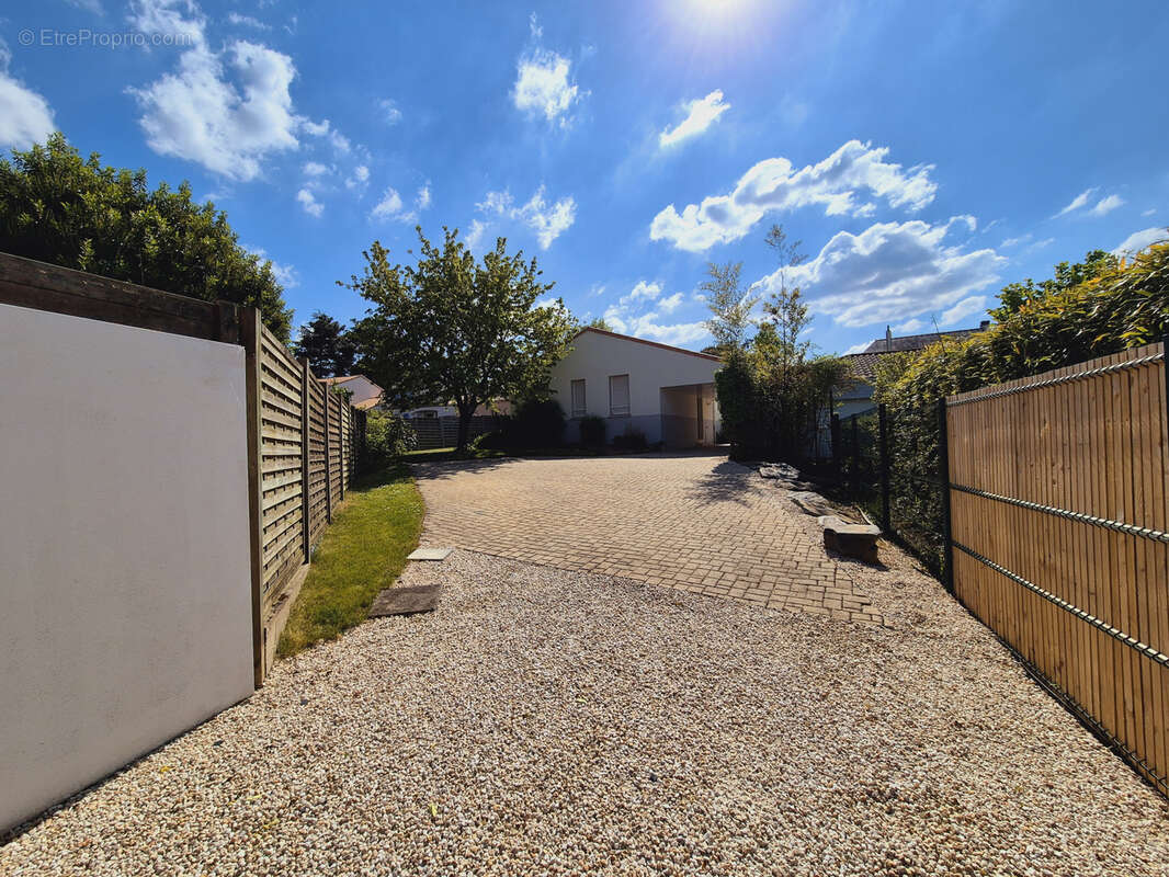 Maison à BASSE-GOULAINE
